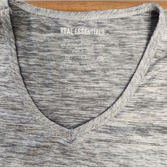 💕Real Essentials SET OF 2 Large spaced dyed shirt - Picture 2 of 5